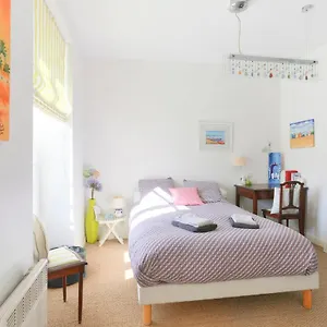 Ar Vro - Acces Direct A La Grande Appartement